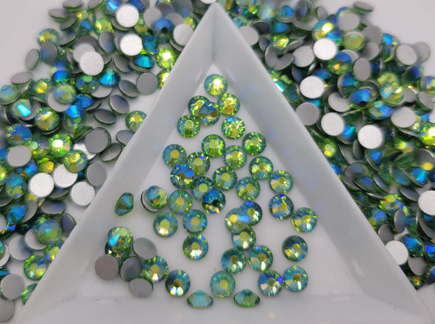 Light Peridot AB Glass Flatback Rhinestones | Craft rhinestones | Bling 3MM-SS12 | 4MM-SS16 |5MM-SS20 | DIY, Nail Art, Tumbler | 1440 per bag