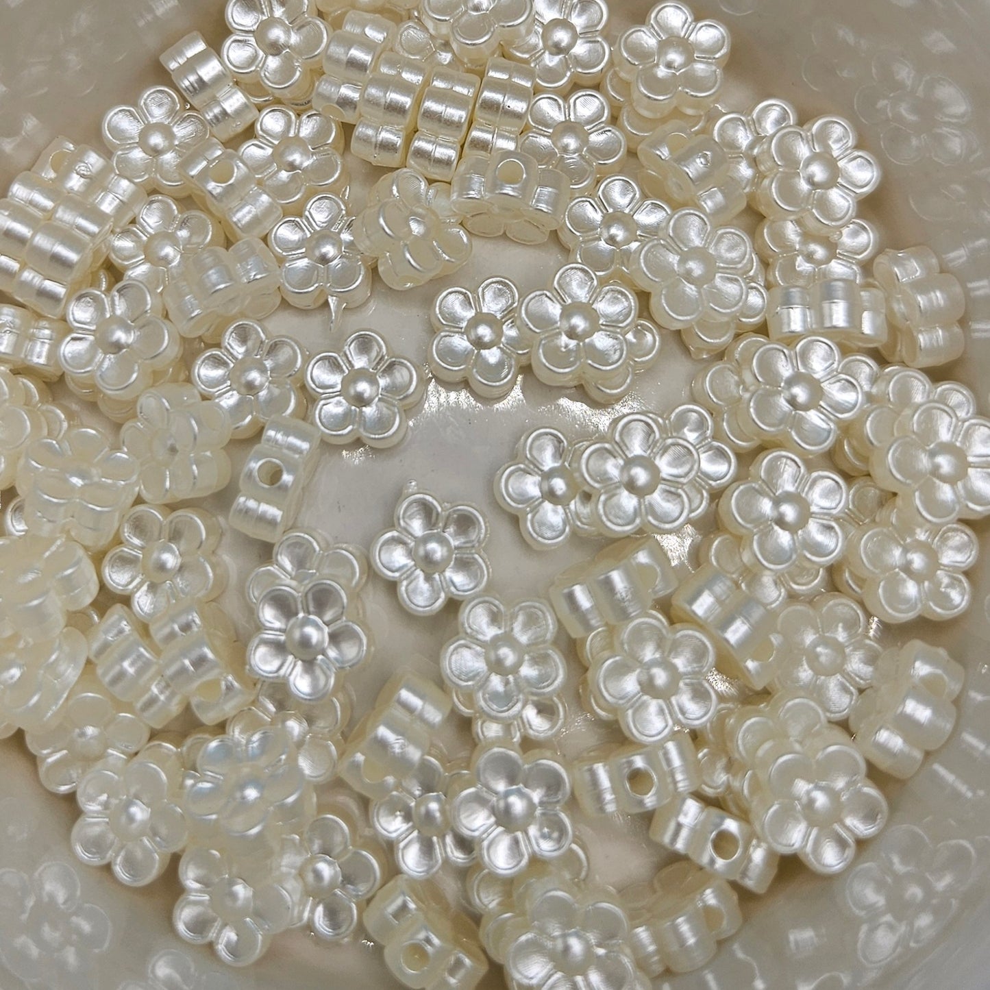 White Flower Acrylic Beads (100) | friendship beads | beading accessories