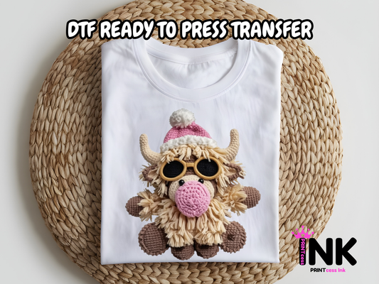 Christmas Cow DTF101056| DTF T-Shirt Transfer | Ready to Press | DIY Heat Transfer for Clothing, Hoodies, Sweatshirt
