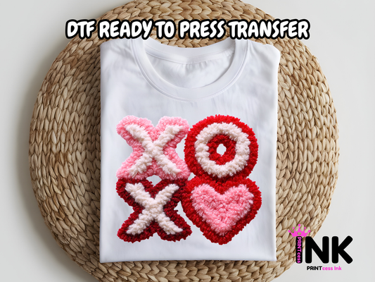 XOXO Hearts DTF101237| DTF T-Shirt Transfer | Ready to Press | DIY Heat Transfer for Clothing, Hoodies, Sweatshirt